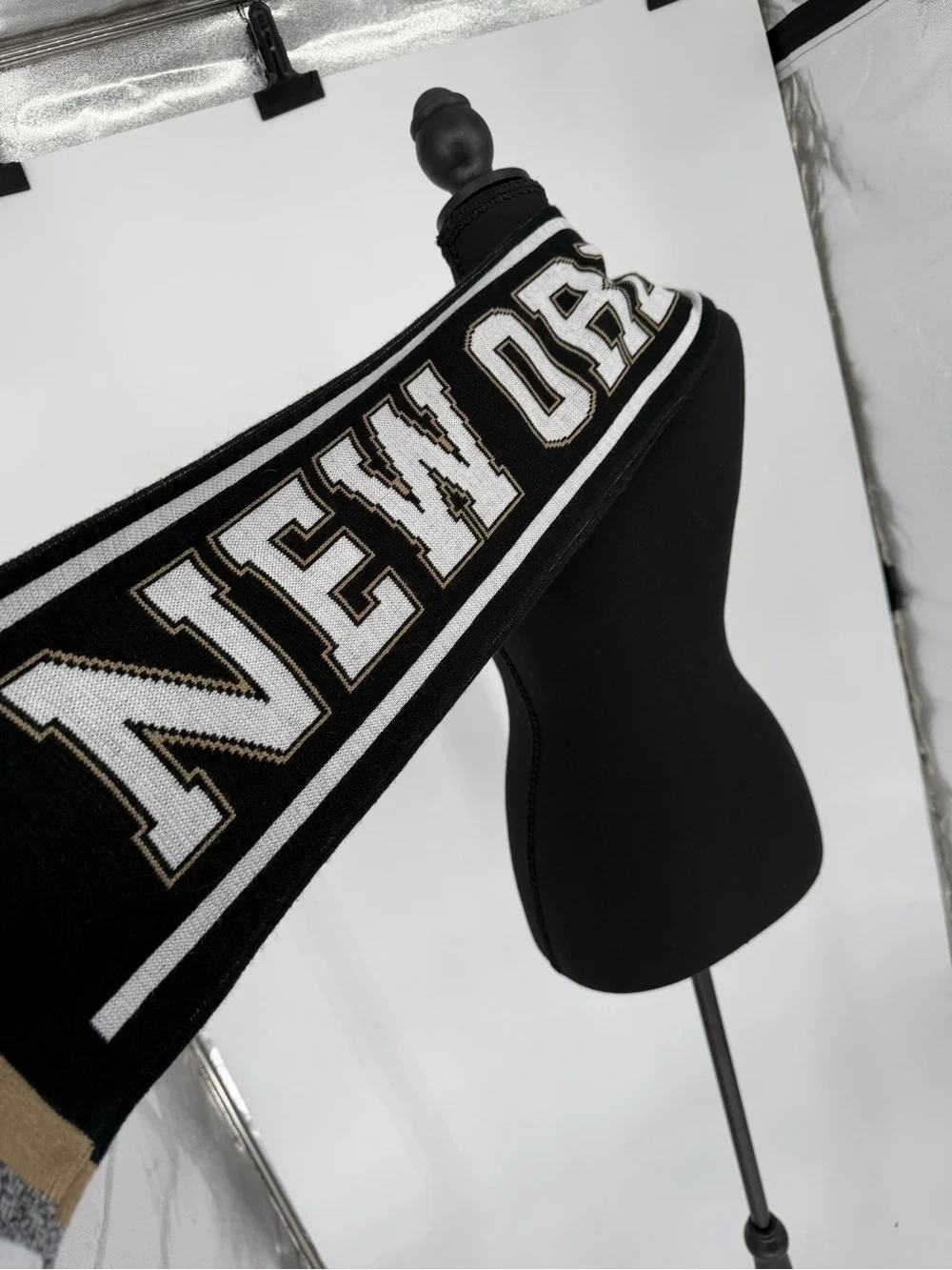 N/A black tan